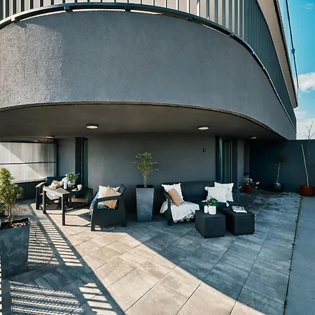 Appartamento Exclusive On The Vistula River In By Renters Prestige Cracovia
